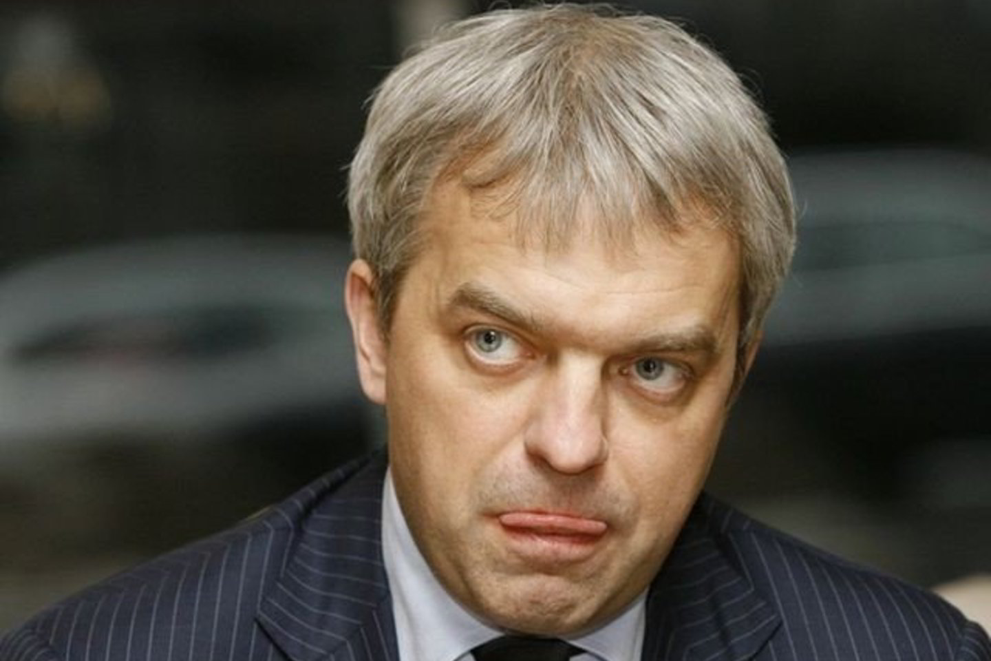 „Mes žinome, kad rusai domisi naftos perdirbimo aktyvais šiame regione“, - dienraščiui „Rzeczpospolita“ sakė J.Krawiecas.