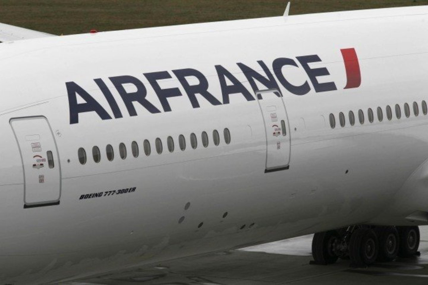 „Air France-KLM“ kompanijoje kol kas dirba apie 104 tūkst. žmonių.