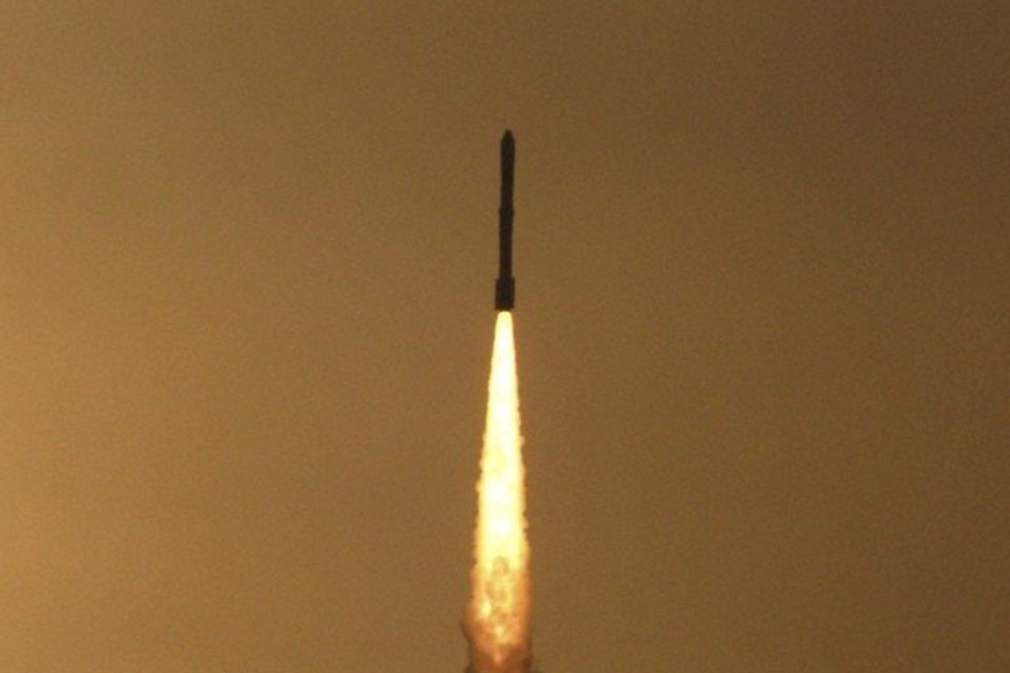 Palydovą į kosmosą nugabeno Indijos „PSLV-C12“ raketa.