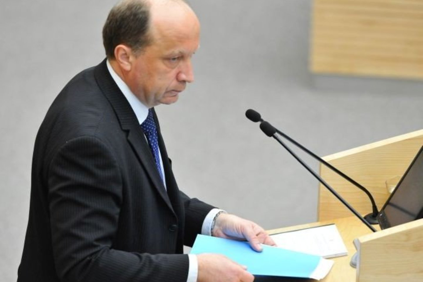 Balandžio 14 d. premjeras A.Kubilius Seime pristatė Vyriausybės ataskaitą už 2008-uosius, per kuriuos 15-oji Vyriausybė dirbo tik 20 dienų.