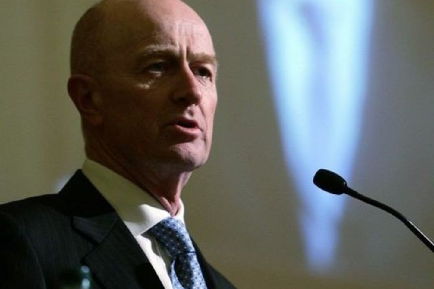 Australijos centrinio banko vadovas G.Stevensas pripažino, kad šalyje prasidėjo recesija.