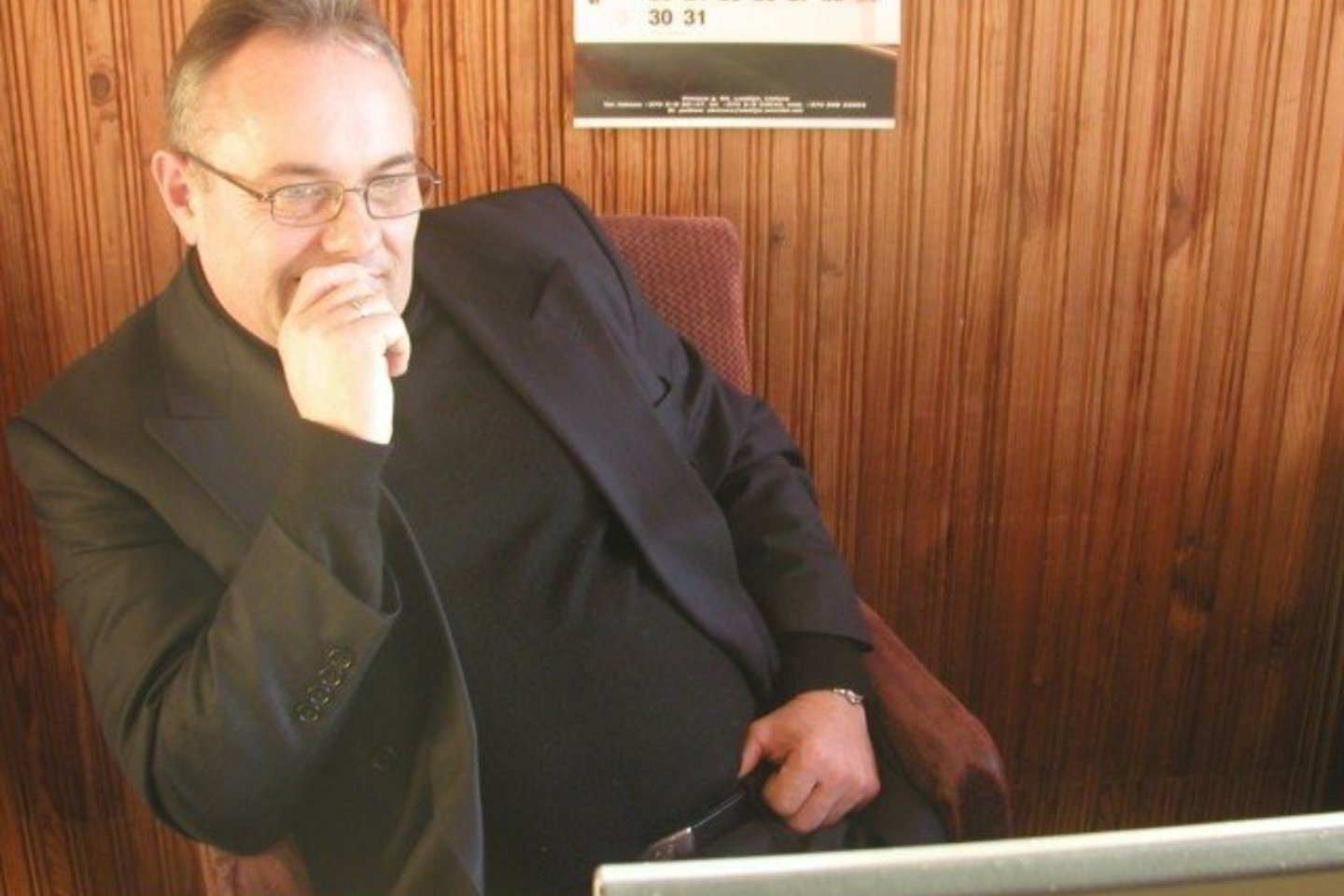 J.Šilanskas nepanoro būti filmuojamas žurnalistų.