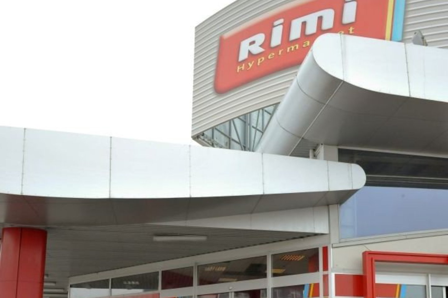 Į vieną darbo vietą "Rimi" parduotuvėje Kaišiadoryse pretendavo po 20 žmonių.