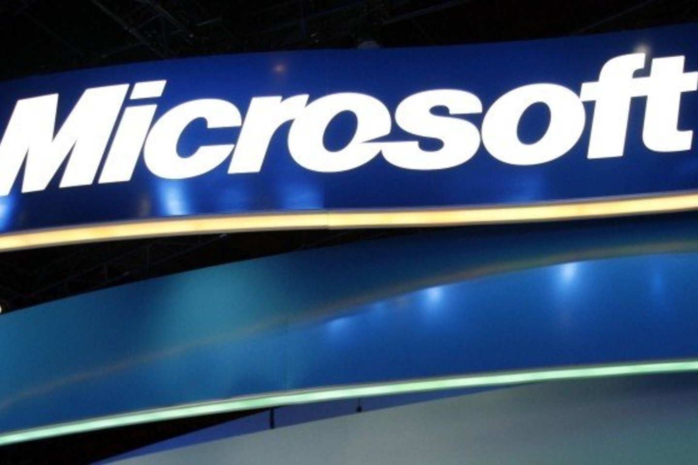 Prognozuojama, kad "Microsoft" pardavimai smuks mažiausiai visą artimiausią ketvirtį.