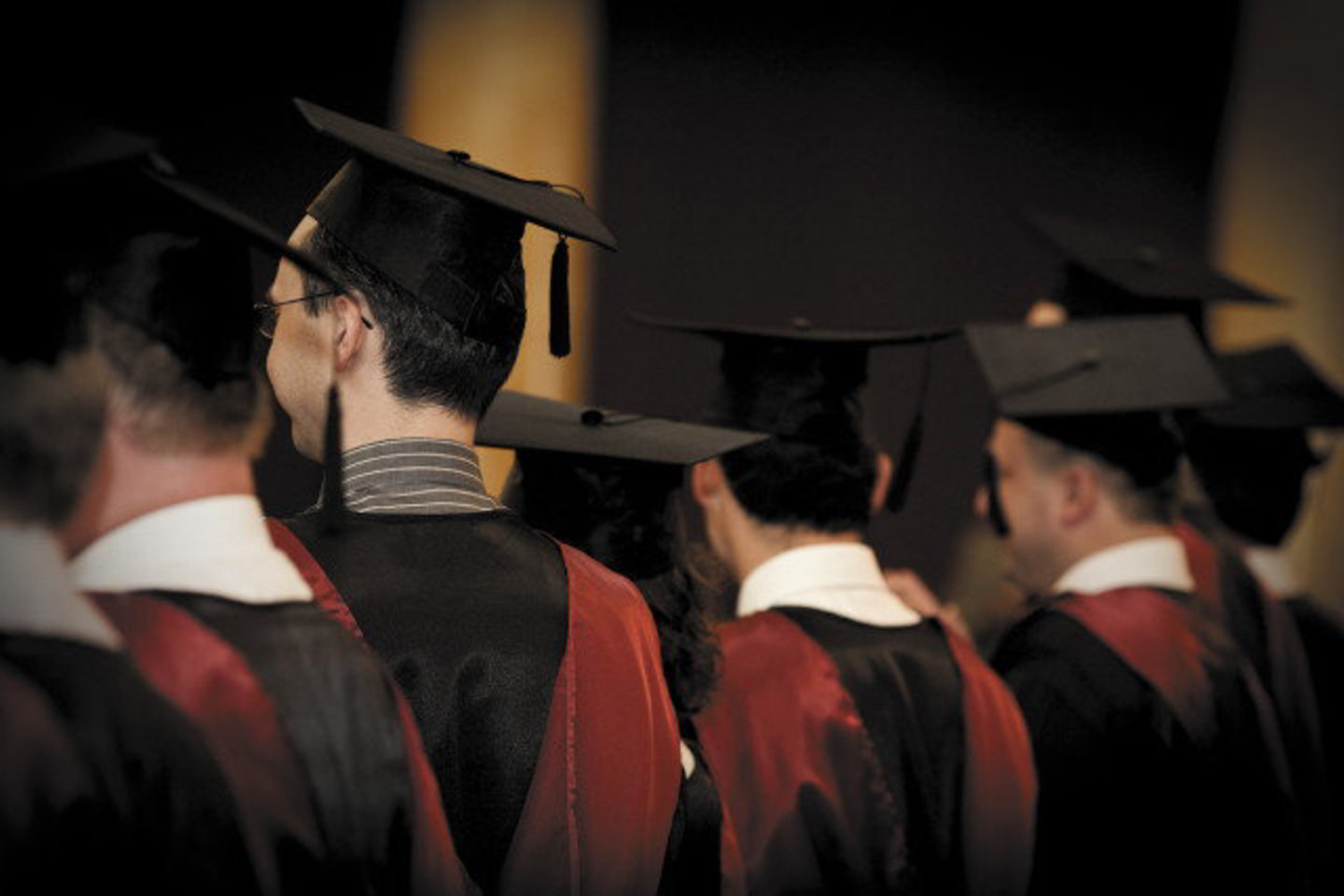 Sudariusi galimybę susipažinti su paskaitų tematika, pasižiūrėti, kaip jos vyksta, aukštoji mokykla prisijaukina būsimus studentus.