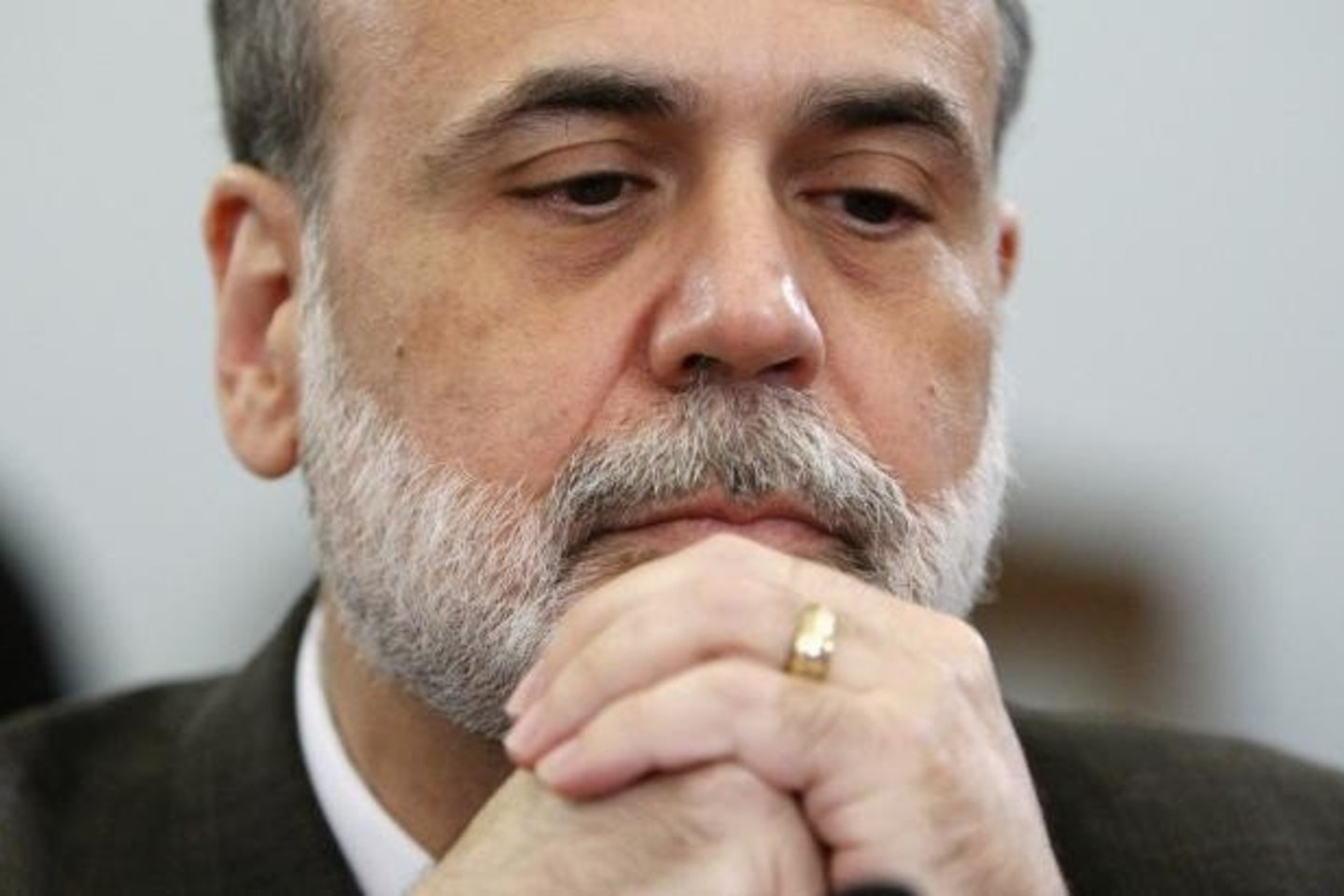 B.Bernanke daug optimistiškiau vertino JAV ekonomiką nei praėjusio mėnesio ataskaitoje.