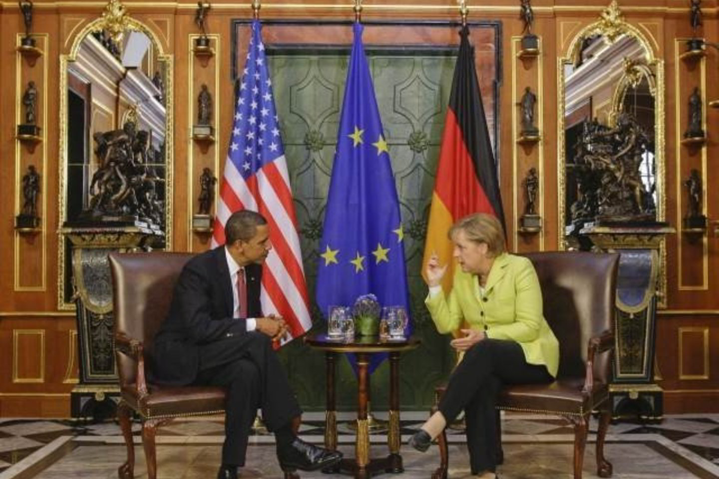 Vokietijos vadovė, Drezdeno mieste sutikusi JAV prezidentą, gyrė B.Obamos kalbą Kairo universitete.