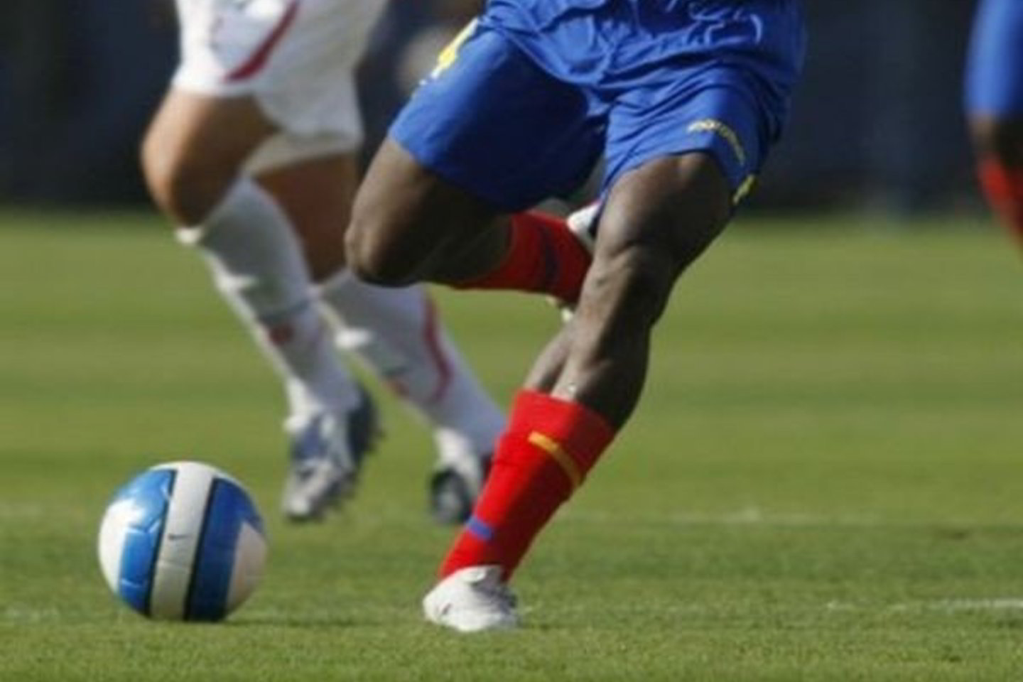Farerų salų futbolininkai iškovojo pirmąją pergalę.