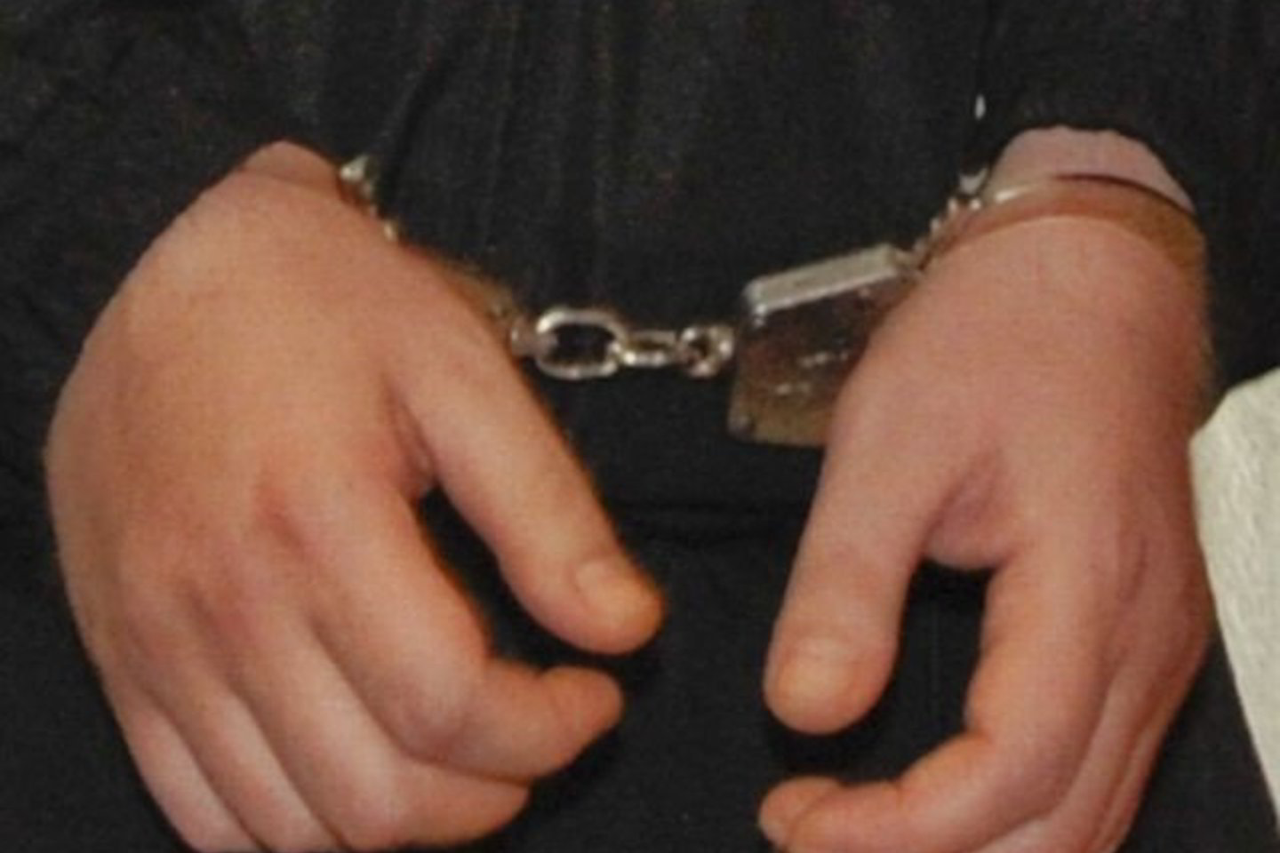 Nuteisto vienuolio kompiuteryje rasta nuotraukų su vaikų pornografija.