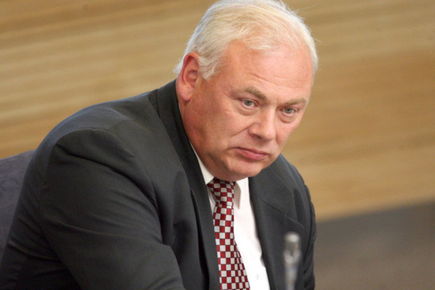 D.Barakauskas mano, kad sumažinus finansavimą socialiai remtiniesiems, studentams, neįgaliesiems, bus dar labiau padidinta socialinė atskirtis.