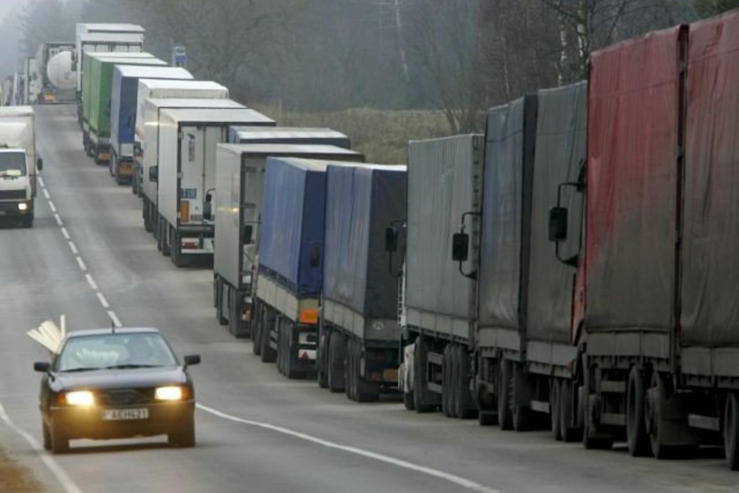 Ketvirtadienio rytą transporto eilės buvo susidariusios Lietuvos pasienio su Rusija Kybartų ir Panemunės punktuose.