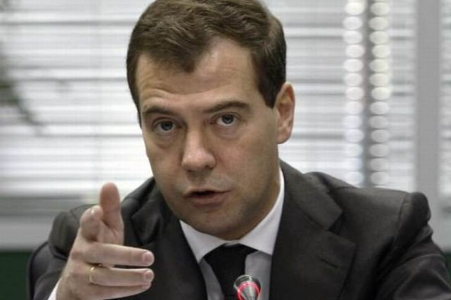 D.Medvedevas tikisi rimto dialogo su JAV prezidentu.