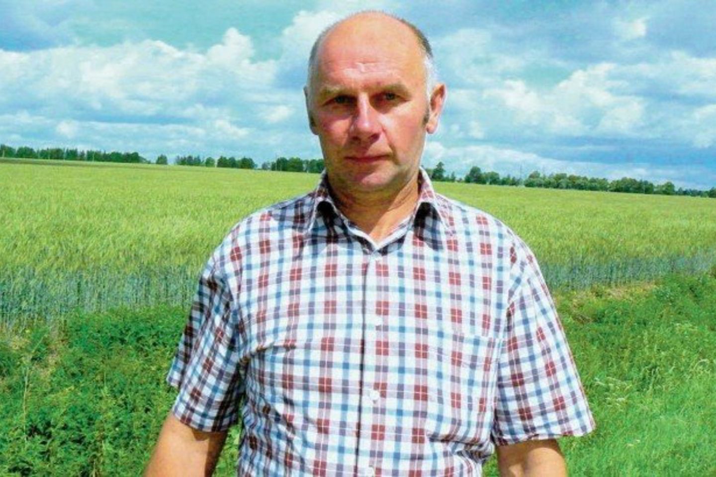 Viduklės javų augintojas Albinas Daunius prašo teismo iš AB „Agrowill Group“ priteisti 37 tūkst. Lt už suteiktas kūlimo paslaugas ir daugiau kaip 9 tūkst. Lt delspinigių.