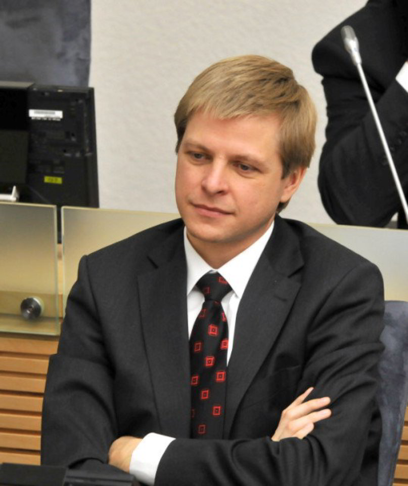 Teisingumo ministras R.Šimašius išeina tėvystės atostogų.