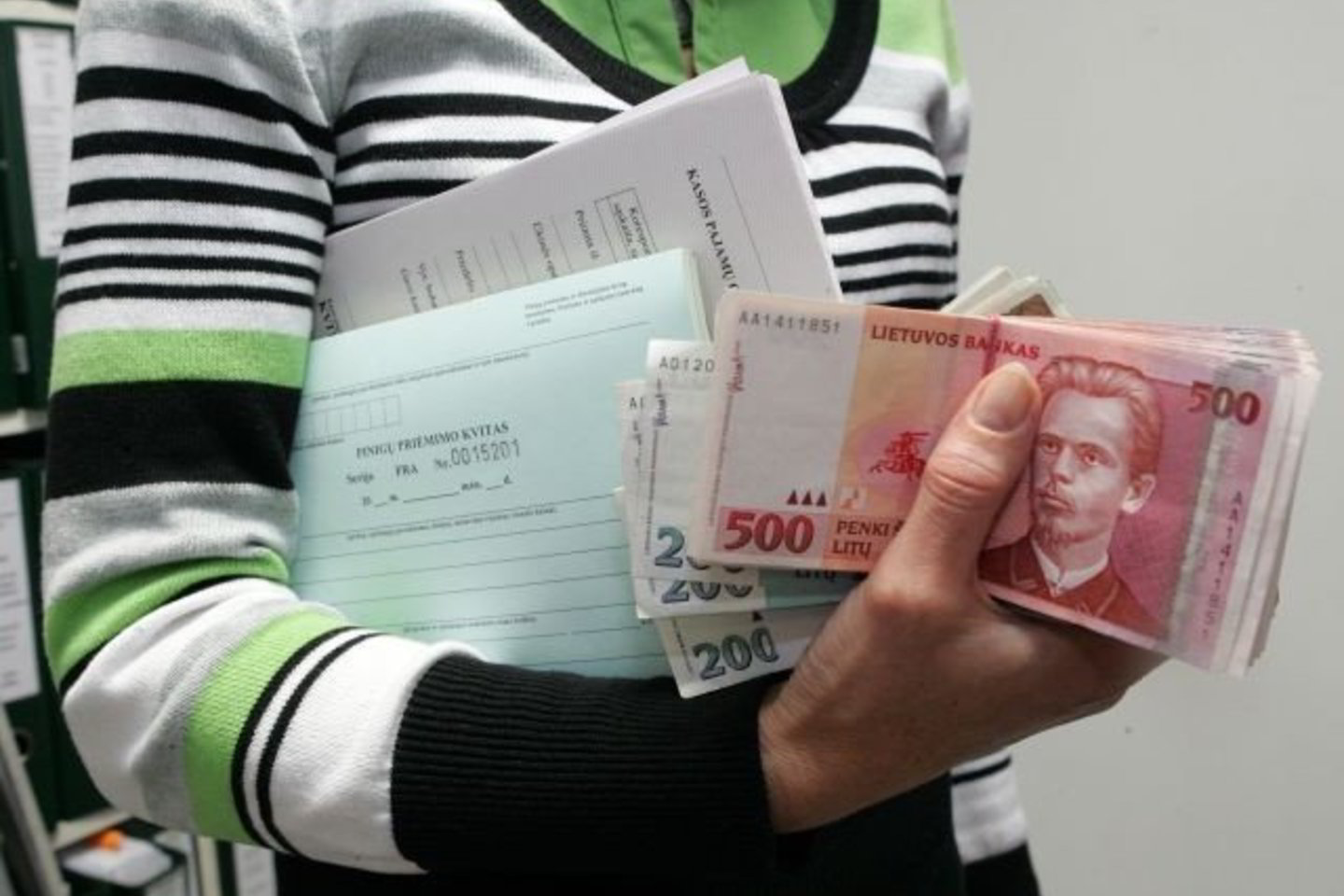 Nuo metų pradžios centrinės valdžios skola padidėjo 3 066,5 mln. litų.