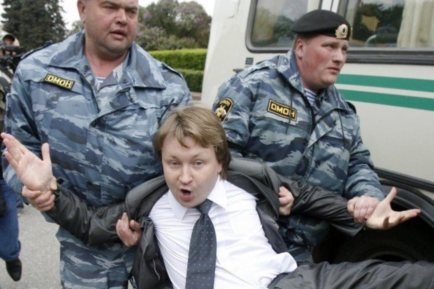 Teisių gynėjų vertinimu, 2008 metais Rusijoje buvo keli įvykiai, rodantys demokratijos silpnėjimą.