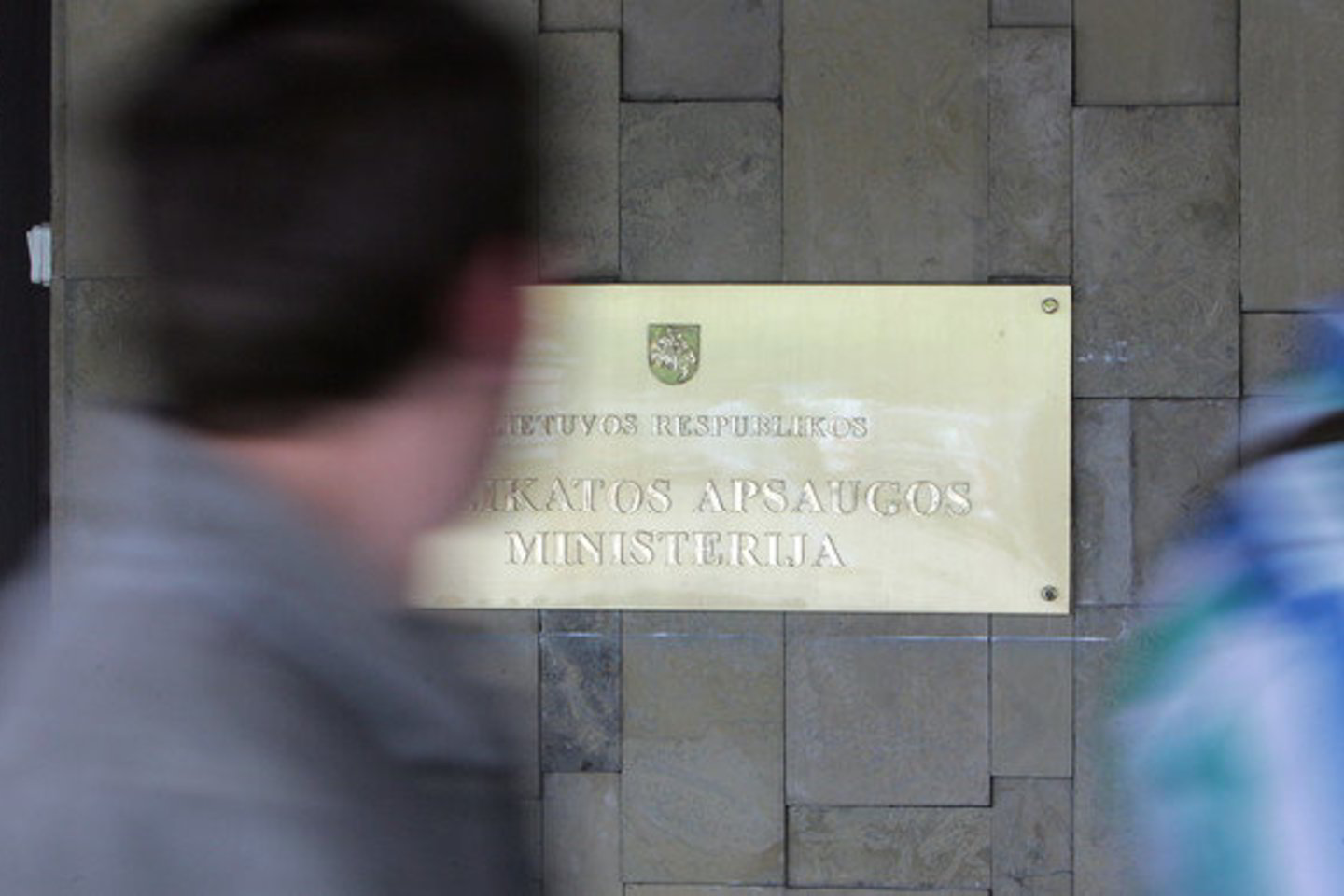 Sveikatos apsaugos ministerijoje antradienį atsisveikinta su dviem sekretoriais - Haroldu Baubinu ir Romualdu Sabaliausku.