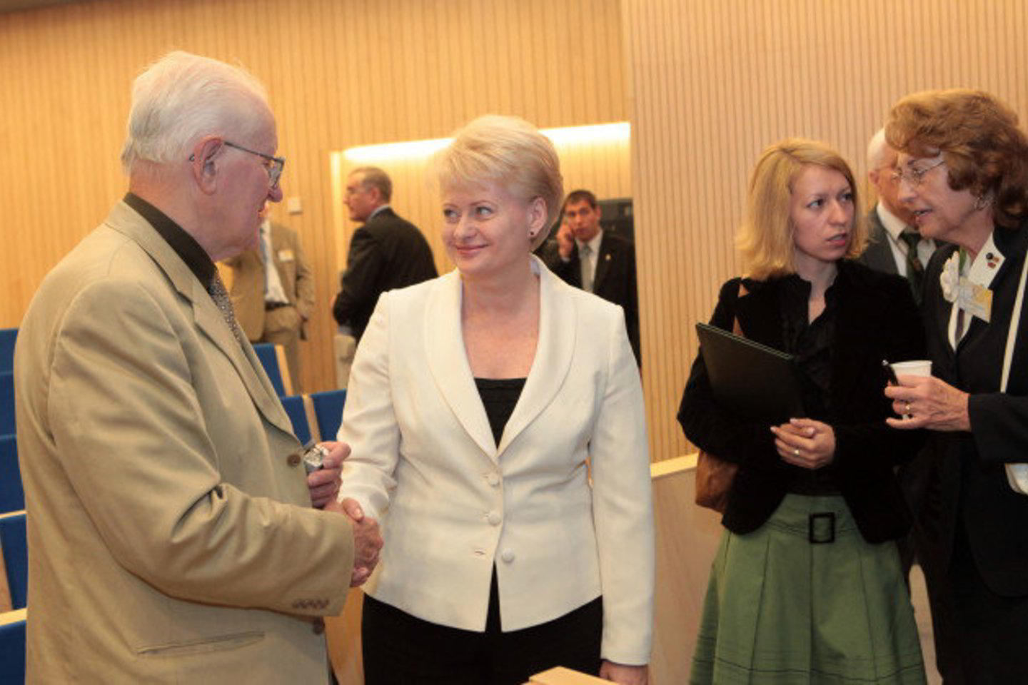 Išrinktoji prezidentė Dalia Grybauskaitė dalyvavo Pasaulio lietuvių bendruomenės XIII Seimo atidaryme.