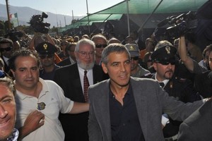 Aktorius G.Clooney Italijos Akvilos mieste atidarys kino teatrą