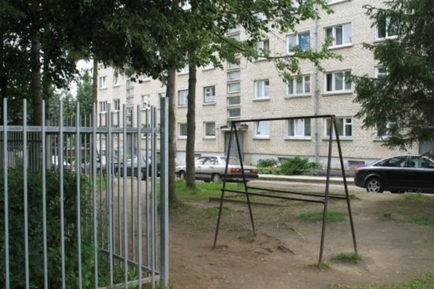 Vyras buvo sumuštas netoli savo namų.