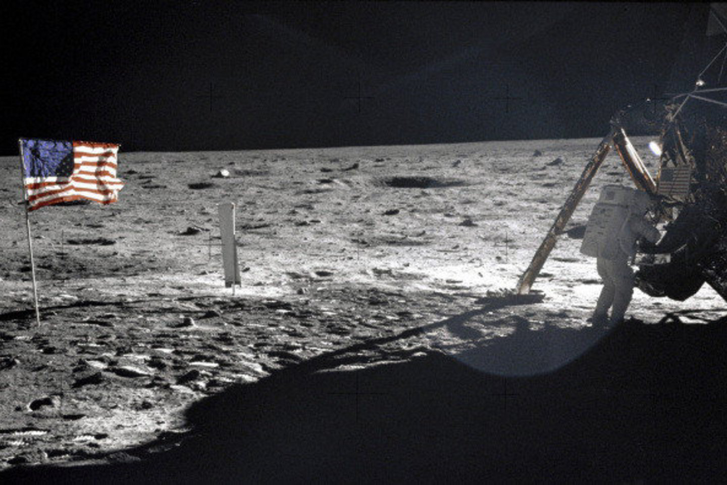 NASA 2006 metais pripažino, kad niekas negali rasti originalių vaizdo įrašų, darytų 1969 metų liepos 20-ąją.