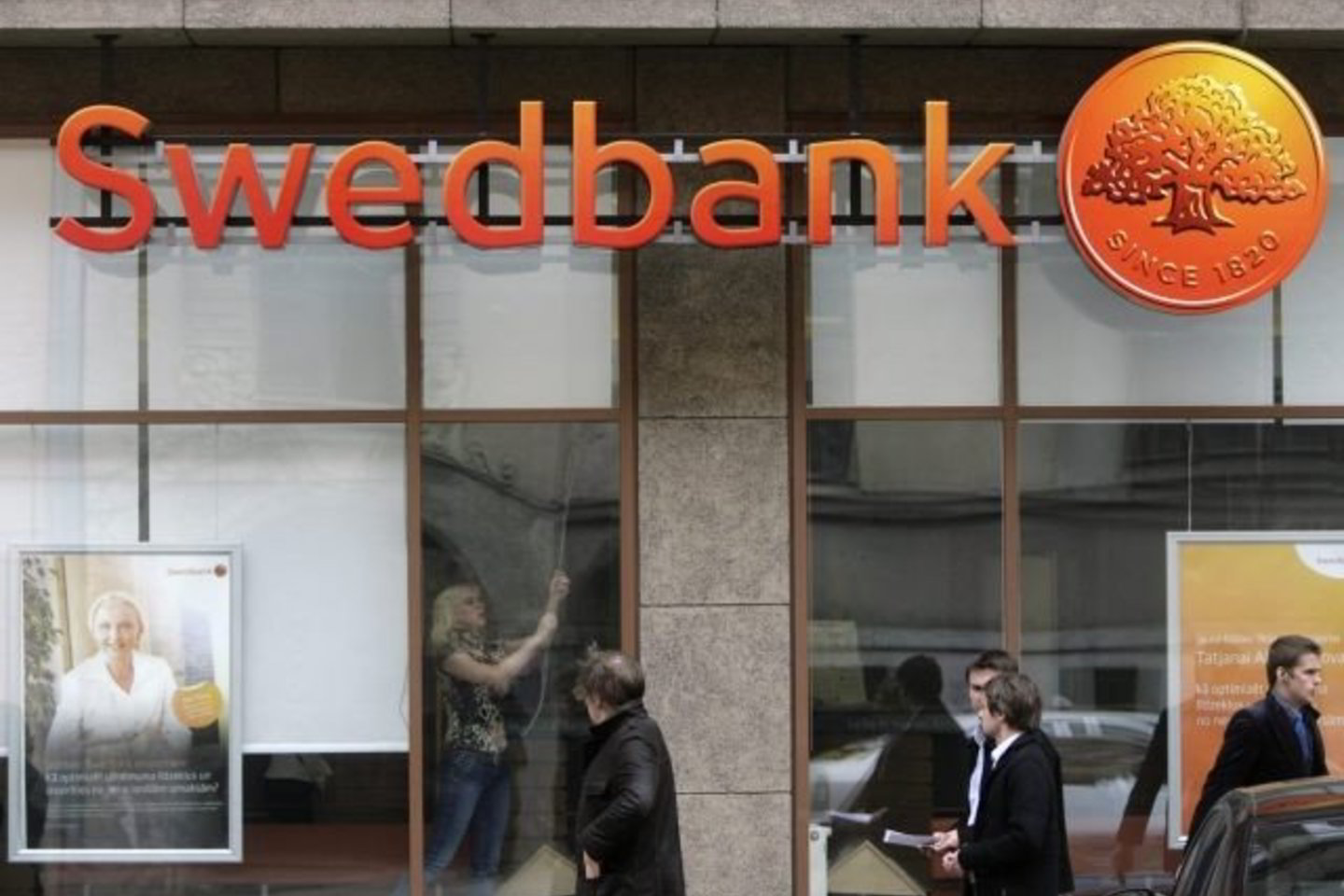 Antrojo šių metų ketvirčio duomenimis, Estijoje bankui „Swedbank“ dirbo 2 tūkst. 800 žmonių.