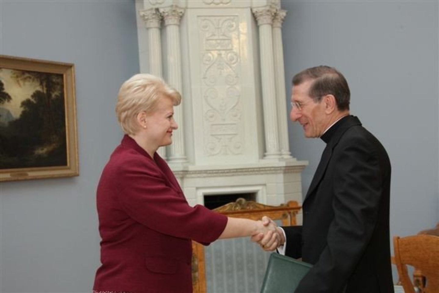 Apaštalinis nuncijus L.Bonazzi: „Geras prezidentas - palaima šaliai“.