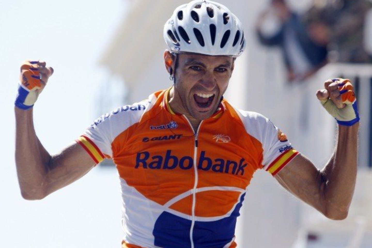 96-ųjų prestižiškiausių daugiadienių dviračių lenktynių „Tour de France“ 20-ąjį etapą šeštadienį laimėjo ispanas Juanas Manuelis Garate („Rabobank“).