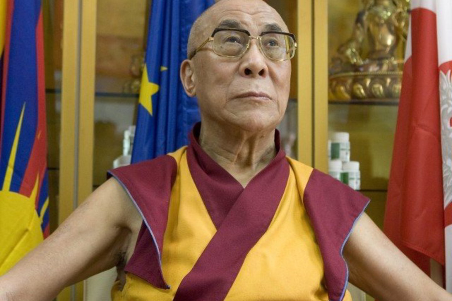 Varšuva suteikė Dalai Lamai garbės piliečio vardą.