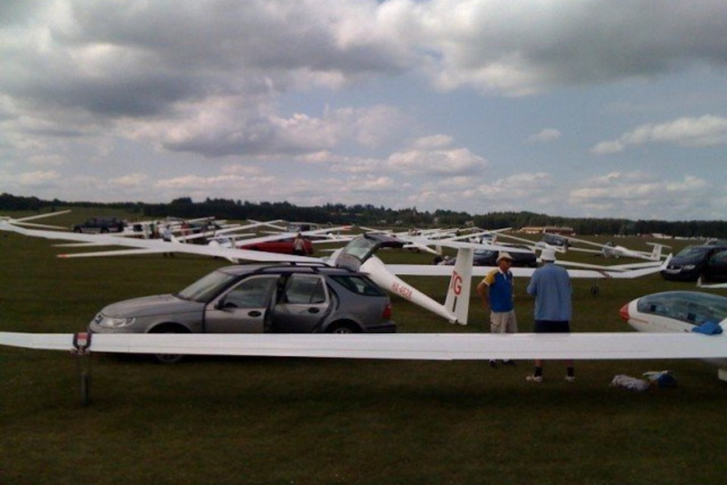 Pociūnų aerodrome vyksta Europos sklandymo čempionatas.
