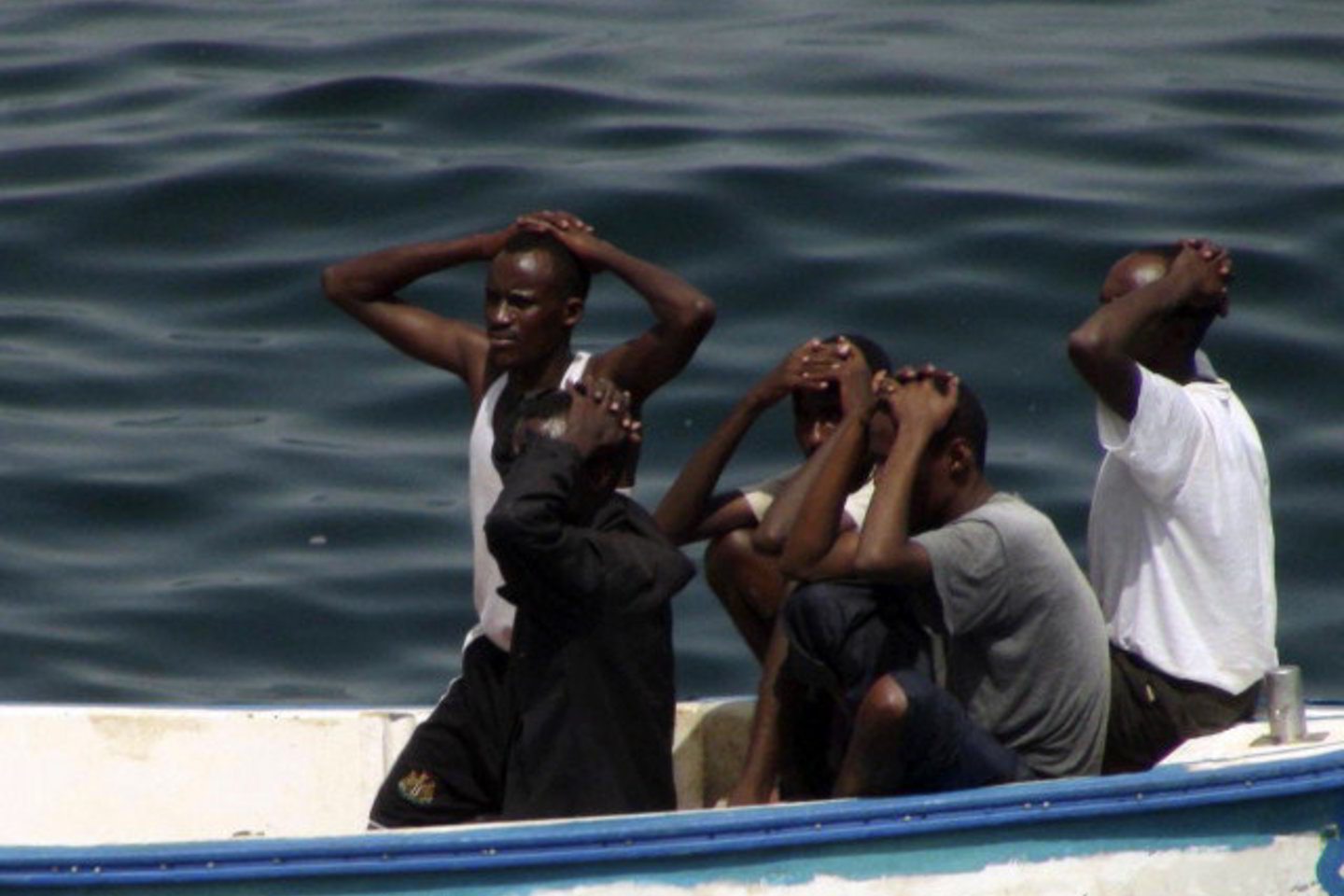 Somalio piratams retsykiais padeda ir piliečiai iš Europos valstybių.