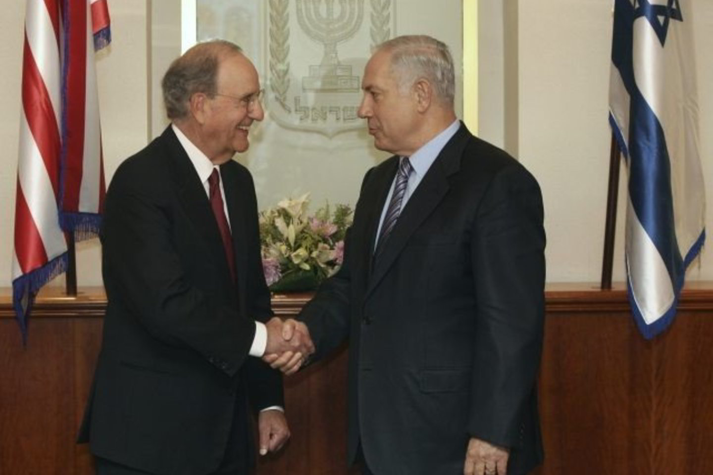 Antradienį B.Netanyahu tris valandas kalbėjosi su JAV Artimųjų Rytų pasiuntiniu G.Mitchellu.