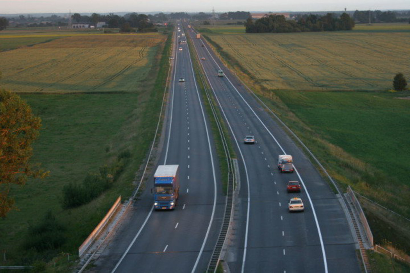 Sekmadienį iš Klaipėdos į Vilnių plus didžiulis automobilių srautas.