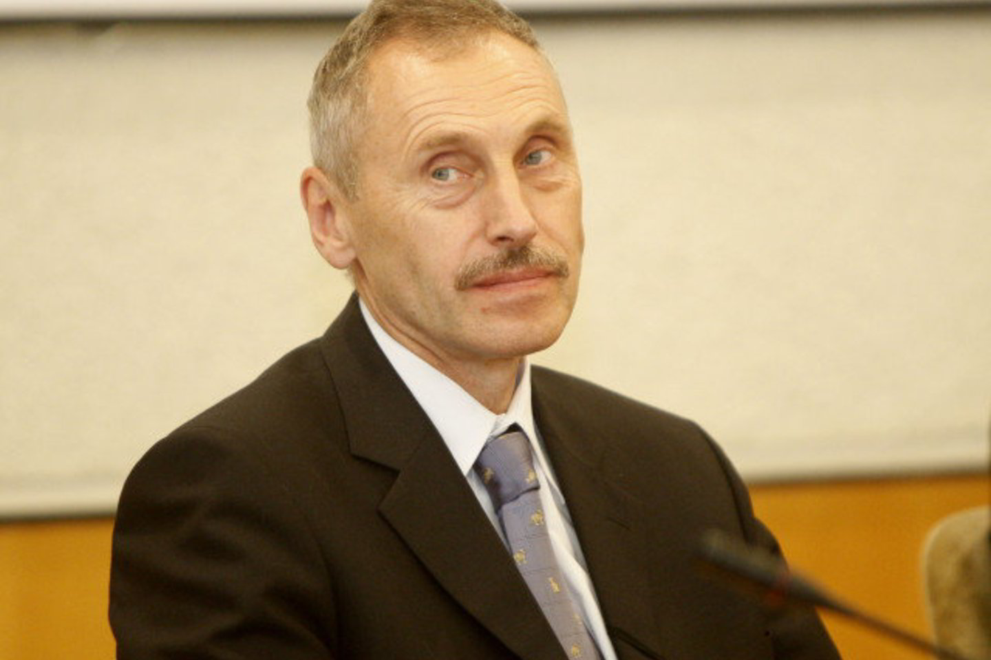 Pasak ministro A.Sekmoko, elektrinę statys Lietuvos valstybinės įmonės.