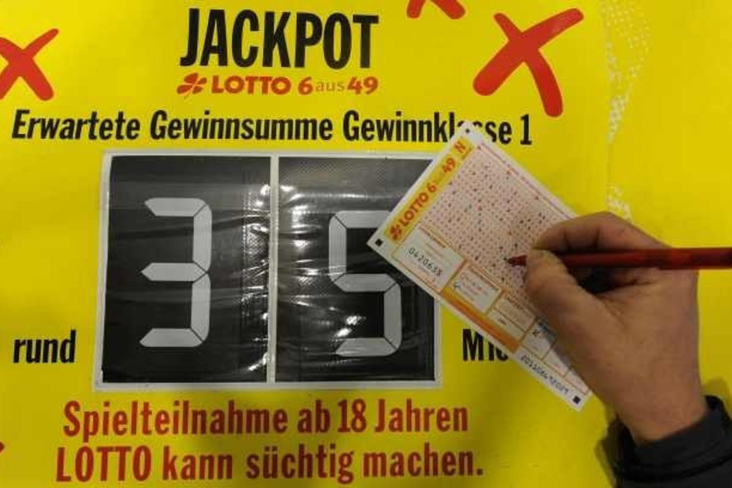 Loterijos rekordas Europoje buvo 126,2 mln. eurų. Jis šių metų gegužę laimėtas Ispanijoje.
