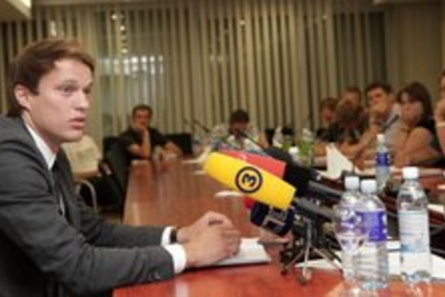 Naujasis klubo prezidentas P.Nausėda: „Šiuo metu situacija yra kritinė, todėl kyla klausimas: būti ar nebūti“.