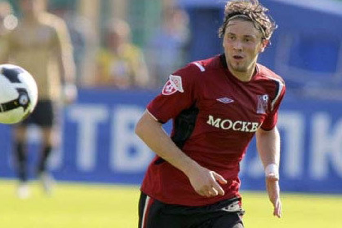 Saugas E.Česnauskis Rusijos čempionate šį sezoną pelnė 4 įvarčius.