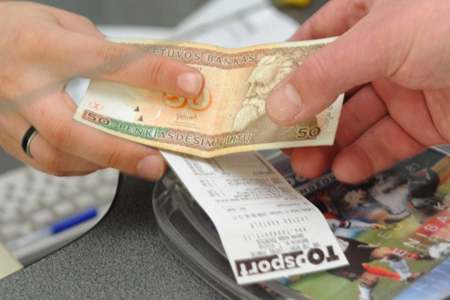 Lažybų punktui 108 tūkst. litų skolingas jaunuolis laimėtojo čekiais gavo 34 tūkst. litų.