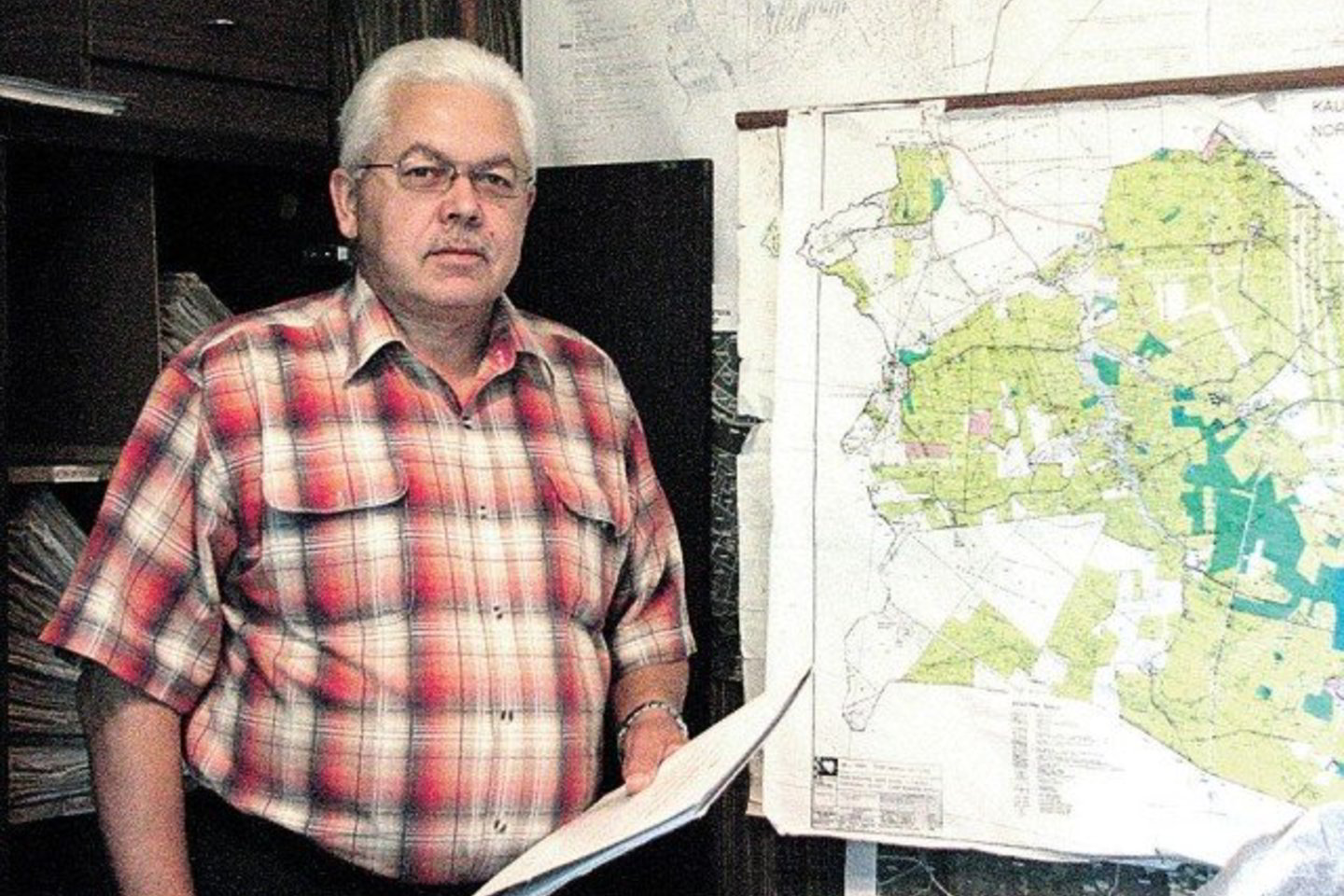 Kauno rajono žemėtvarkos skyriaus vyriausiasis specialistas Antanas Lelys šias pareigas ėjo nuo pat žemės reformos pradžios.