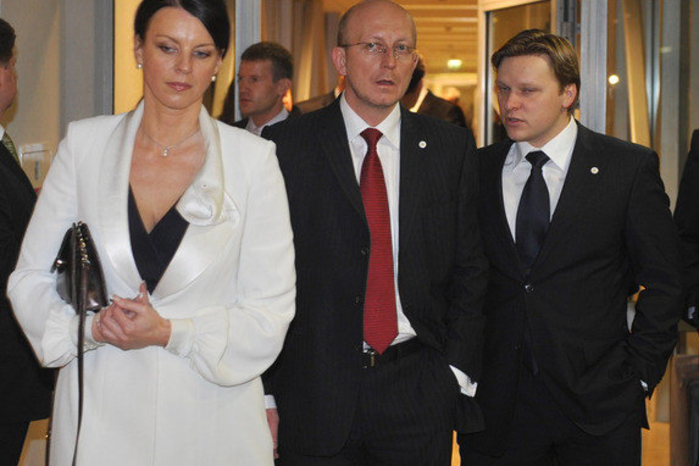 A.Valinskas jam metamą įtarimų šešėlį vadina šantažu ir šmeižtu, o opozicija jau ėmėsi žingsnių dėl jo atstatydinimo iš parlamento vadovo pareigų.