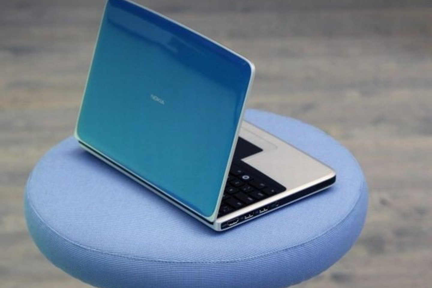 Remiantis „Nokia“ pranešimu, „Nokia Booklet 3G“ baterija veiks 12 valandų, o pats kompiuteris svers 1,25 kilogramo.