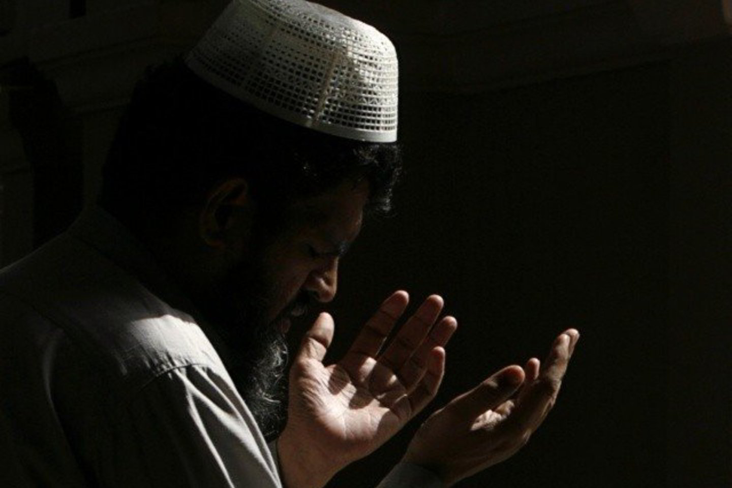 Operacijos tęsis ir per ramadaną, musulmonų šventą mėnesį, laikomą ramybės periodu.