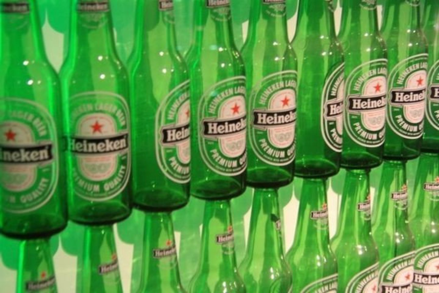 „Heineken“ stiprina savo pozicijas D.Britanijoje.