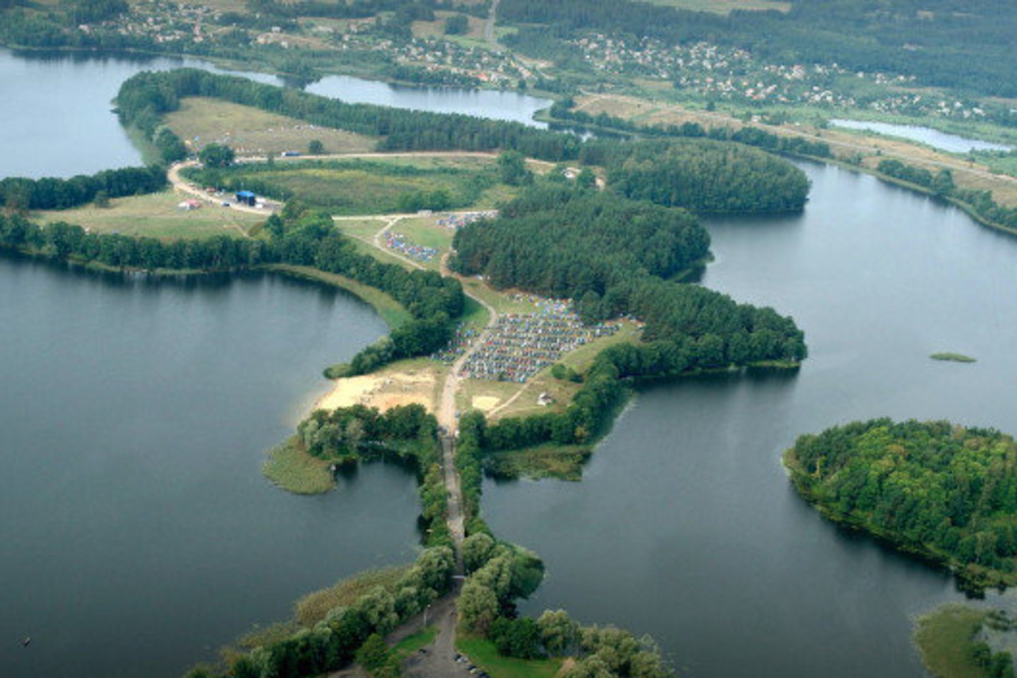 Visą savaitgalį – nuo penktadienio popietės iki sekmadienio vakaro festivalio renginiai vyks beveik be sustojimo, šalia muzikinių koncertų lankytojus stebins daug naujų dalykų.