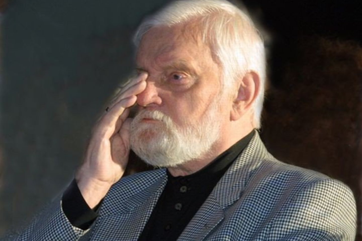 Algis buvo visai kitoks. Aplinka, man regis, jam atrodė svetima, rūpėjo ją įveikti.