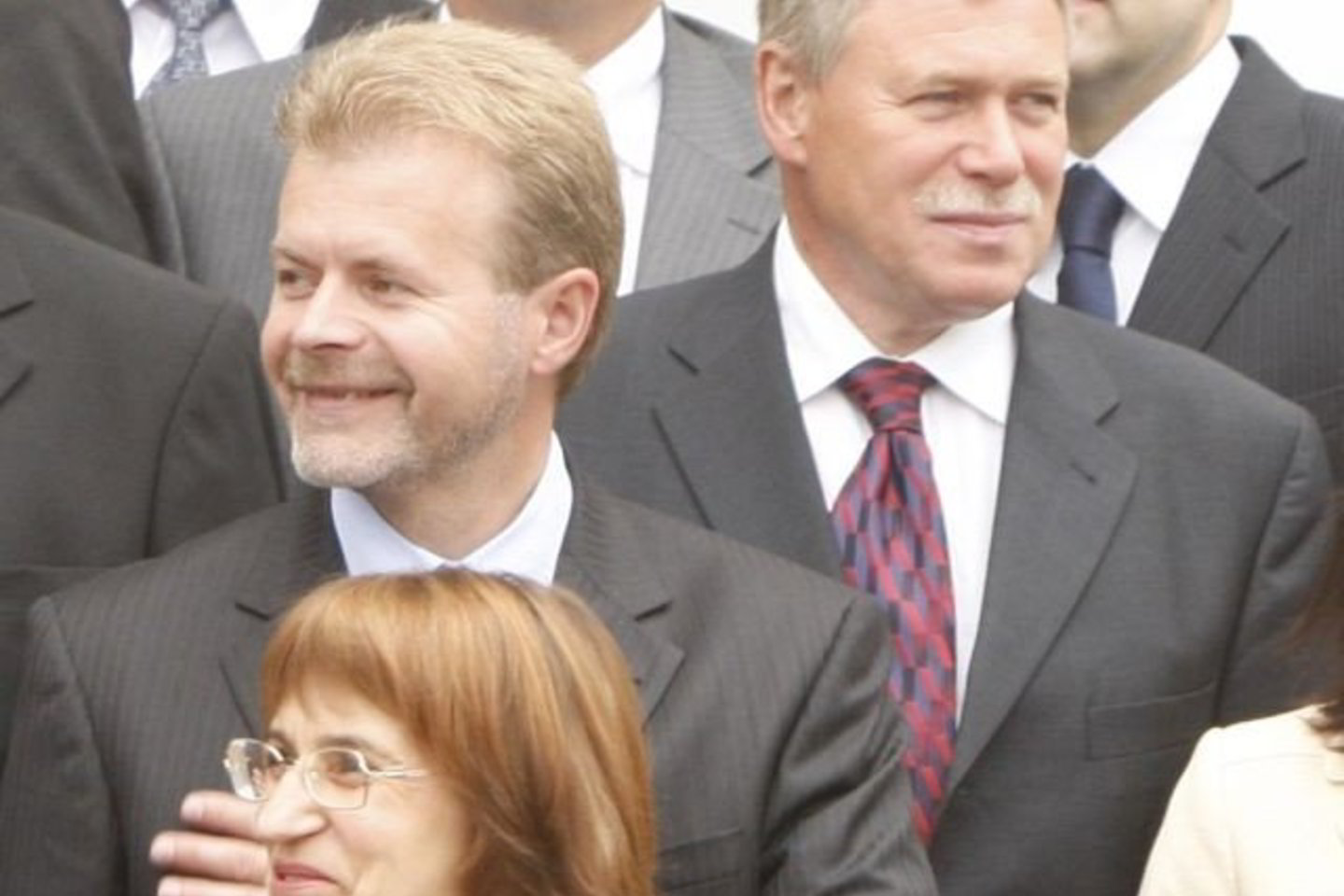 A.Vinčiūnas (kairėje) iki paskyrimo dirbti ambasadoriumi vadovavo Užsienio reikalų ministerijos Rytų Europos ir Vidurinės Azijos departamentui.