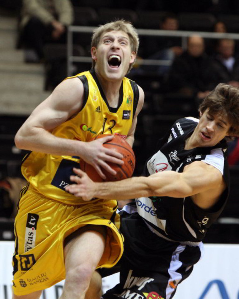 G.Kadžiulis (kairėje) ateinantį sezoną atstovaus Lenkijos krepšinio lygos naujokei Sopoto „Trefl“ komandai.