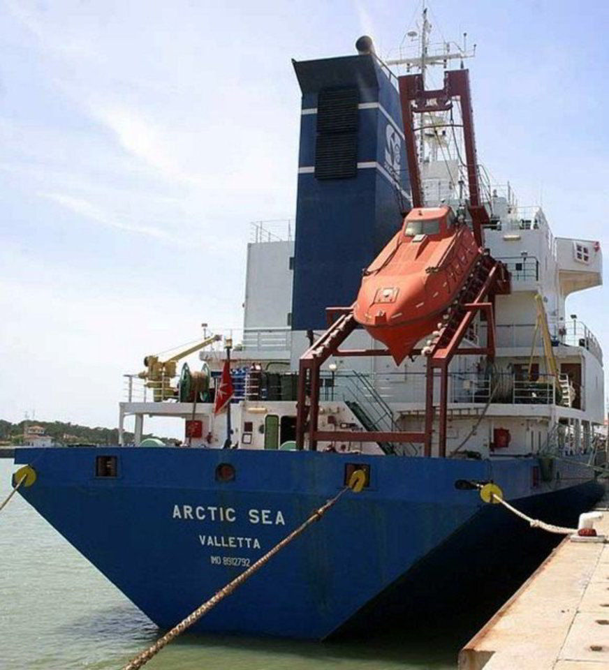 Neabejojama, kad laivas "Arctic Sea" gabeno ginklus.