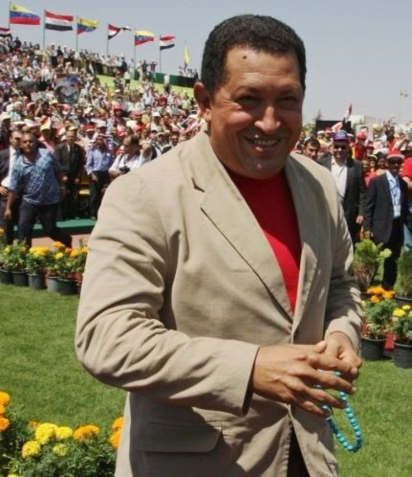 H.Chavezas nusprendė atvykti į Venecijos festivalį.
