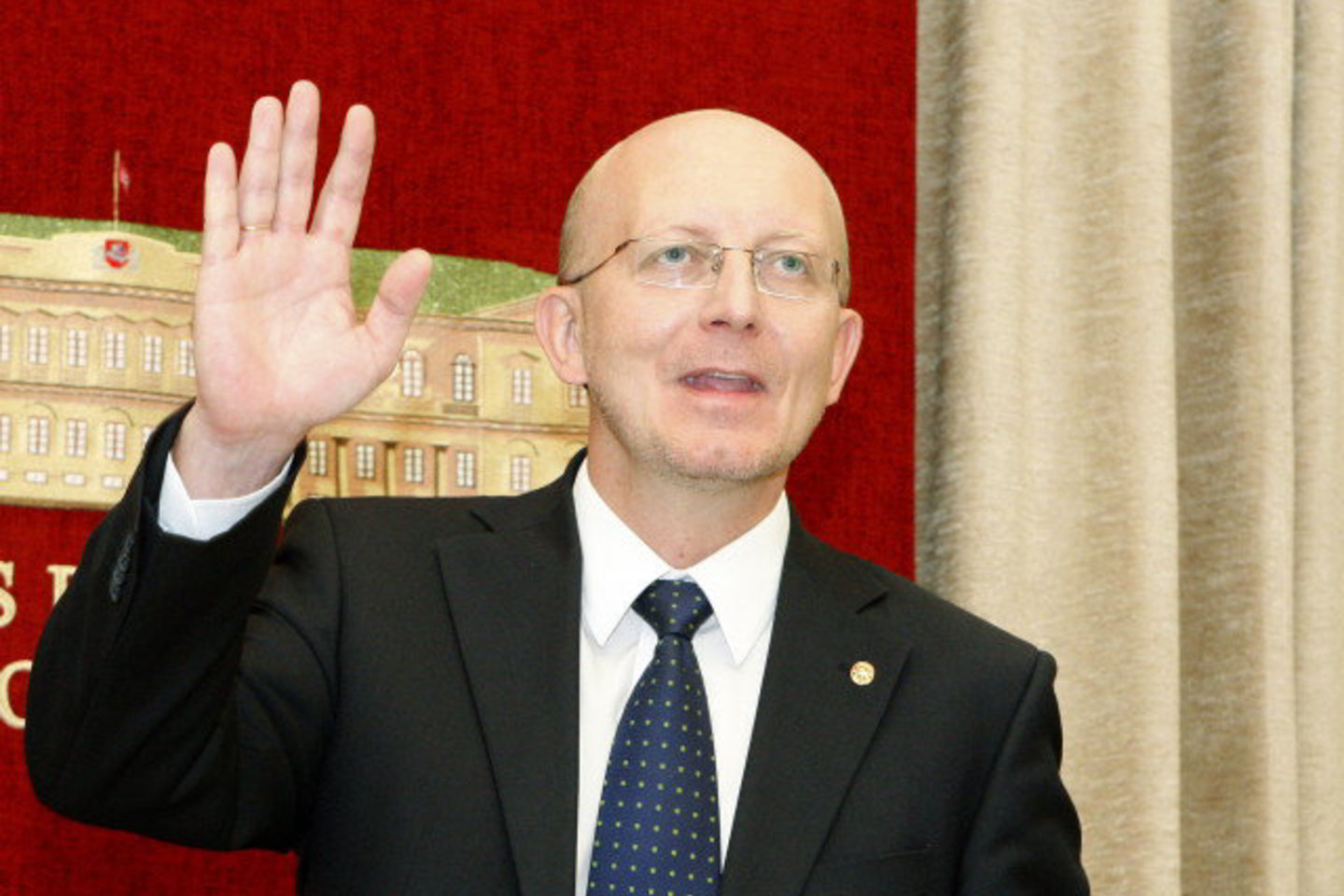 63 proc. - respondentų teigė, kad A.Valinsko atstatydinimas iš Seimo pirmininko pareigų tik apsunkintų ekonominės krizės įveikimui būtinų sprendimų priėmimą, nes sukeltų naują įtampą Seime.